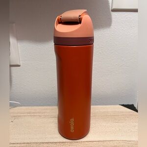 Owala 24oz Stainless Steel FreeSip Water Bottle